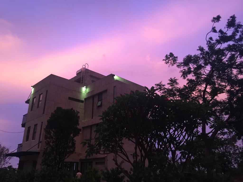 Good Stay B&B Donghe Bagian luar foto